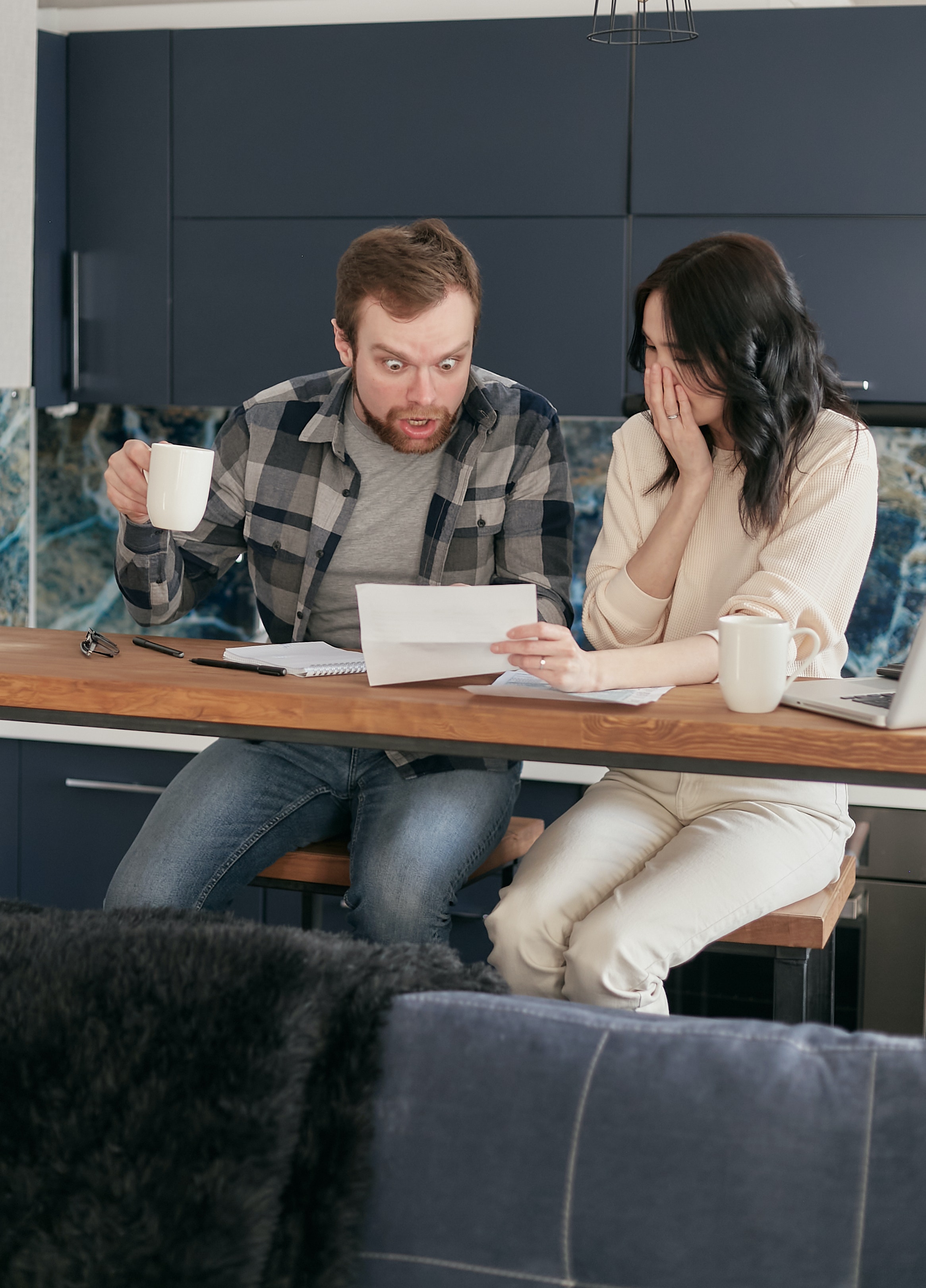 The Complete Guide to Refinancing Your Mortgage: Advantages, Disadvantages and an Example